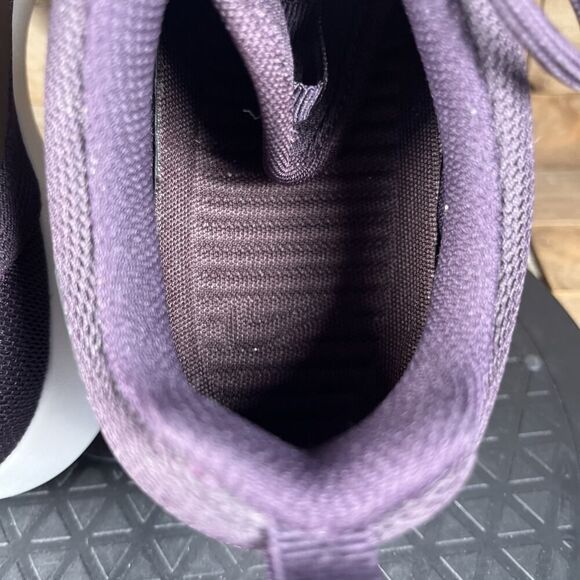 Nike Roshe One Port Wine Metallic Purple Womens Size 9 Running Shoes - Picture 6 of 10